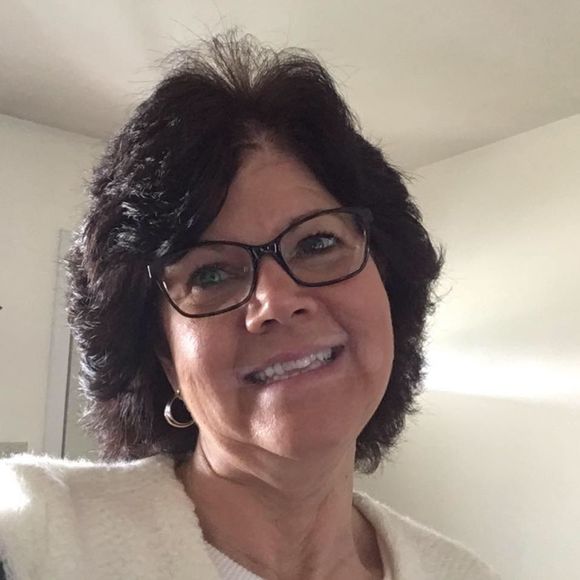 Meet your Posher, Tina - Picture 1 of 1